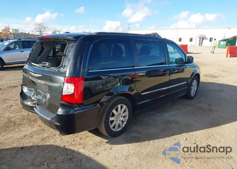 2015 Chrysler Town & Country Touring from USA, damaged, VIN 2C4RC1BG0FR715793